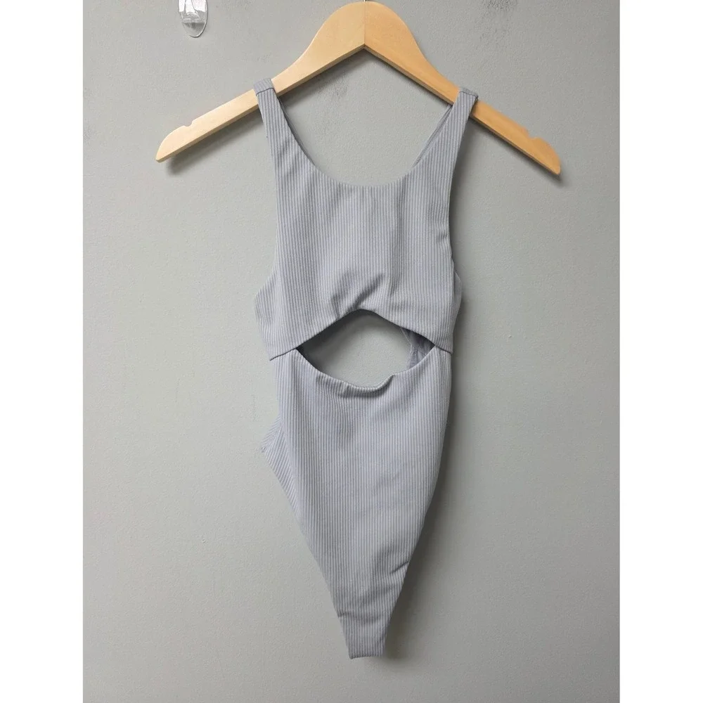 For Love & Lemons Front Keyhole Cutout Ribbed Bodysuit Womens XS Lavander Gray - Picture 3 of 8